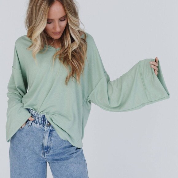 NWT Three Bird Nest Love It Sweatshirt Top Light Sage Size X-Large - Picture 2 of 4